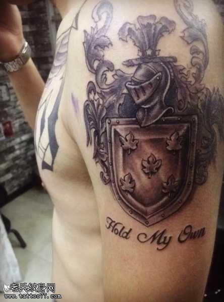 胳膊精神骑士纹身图案