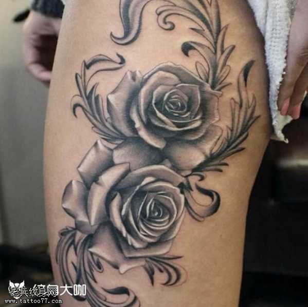 腿部黑玫瑰纹身图案