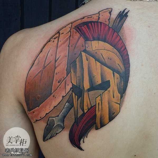 背部古斯巴达纹身图案