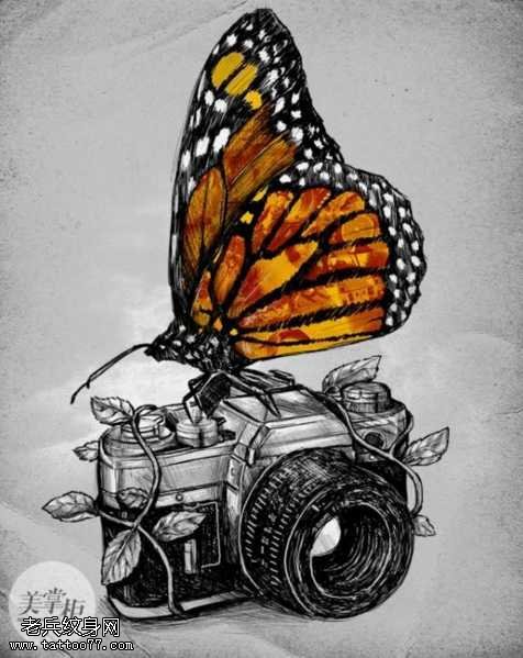 手稿相机蝴蝶纹身图案
