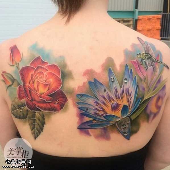 背部花花草草纹身图案