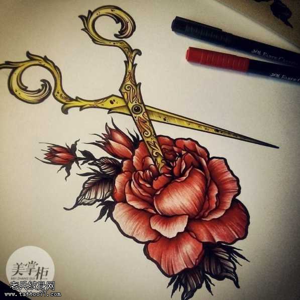 手稿剪刀纹身图案