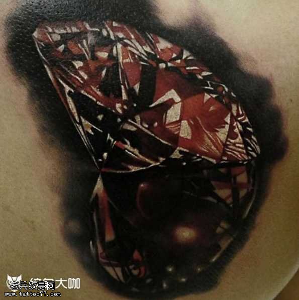 血钻石纹身图案