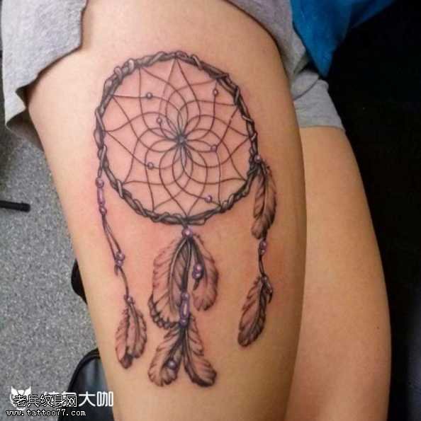 腿部捕梦网纹身图案