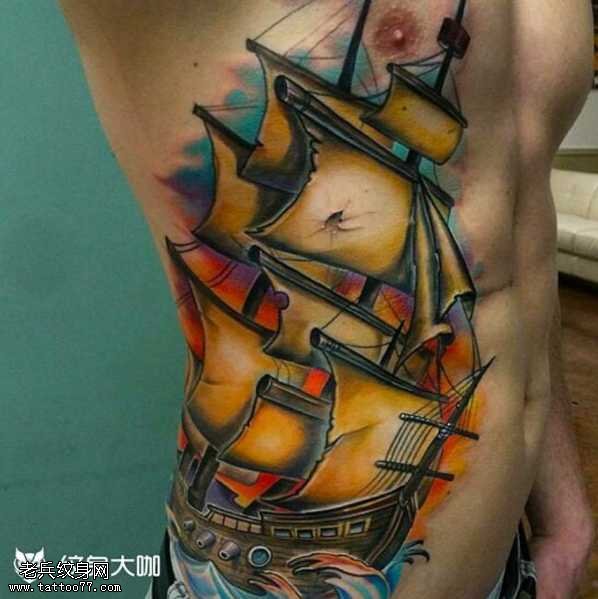 腰部帆船纹身图案