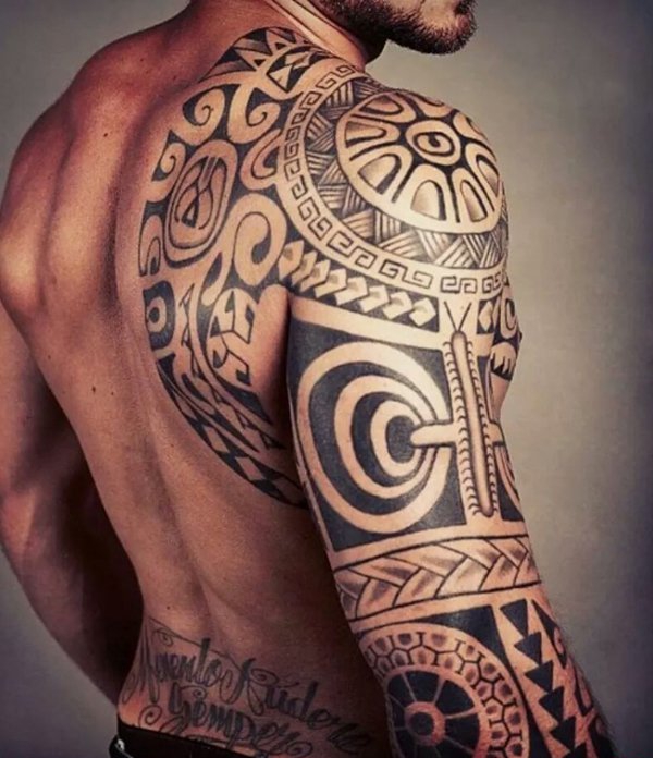 男性手大臂膀霸气的部落图腾纹身图案