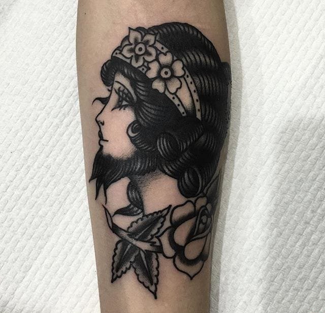 old school风格大象骑士女孩纹身图案