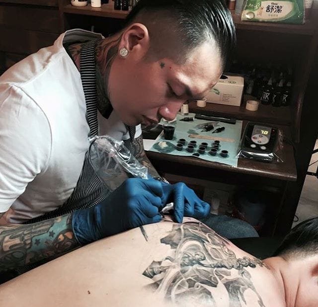 迷人的黑灰色纹身图案来自杰克林