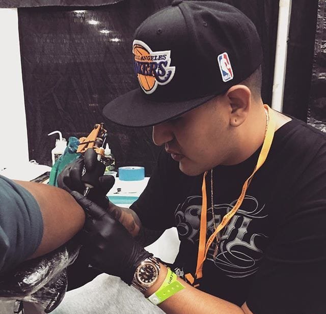 Old School风格黑色英文字纹身图案来自索尔里拉