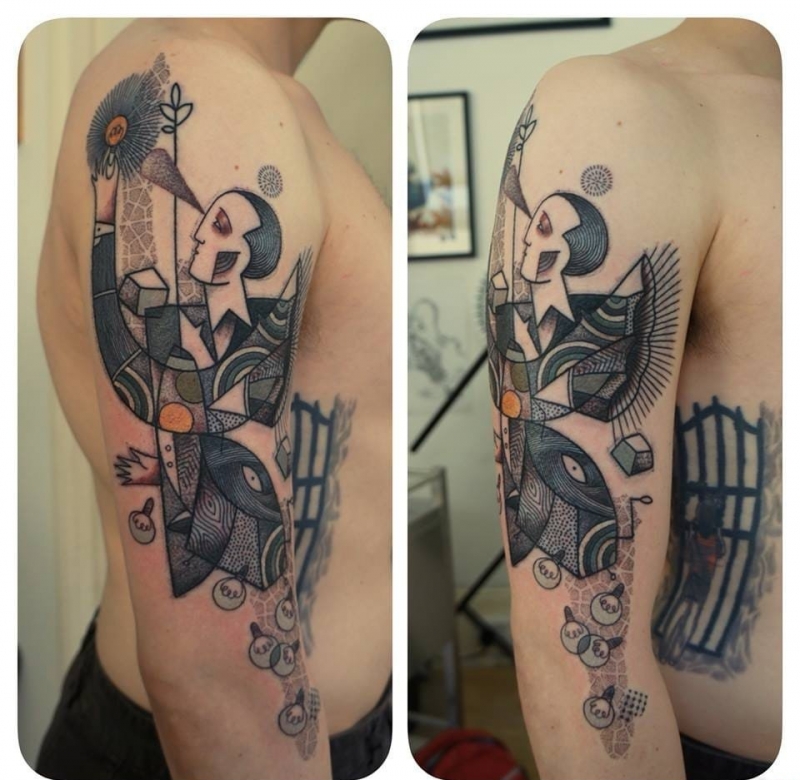 大腿上抽象的仙女纹身图案