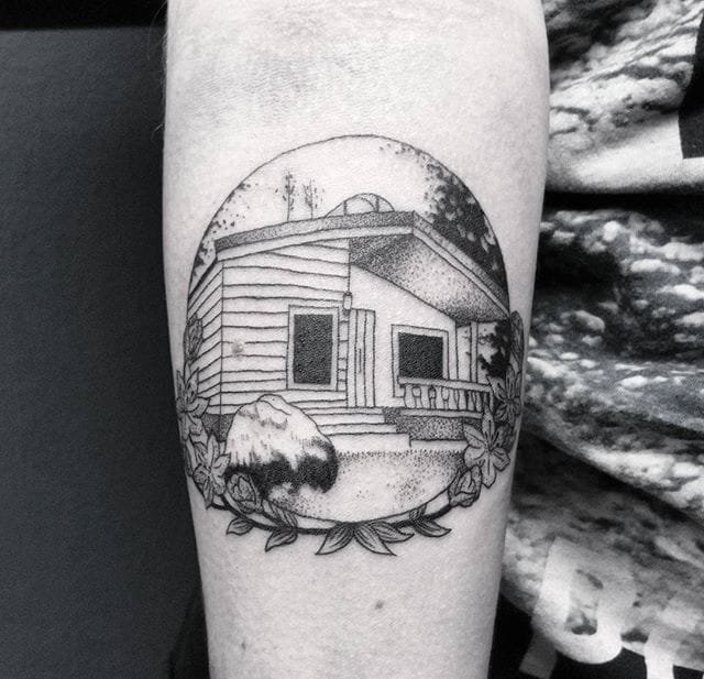 超精致的黑色细线条纹身图案来自伊丽莎白瓦里丝