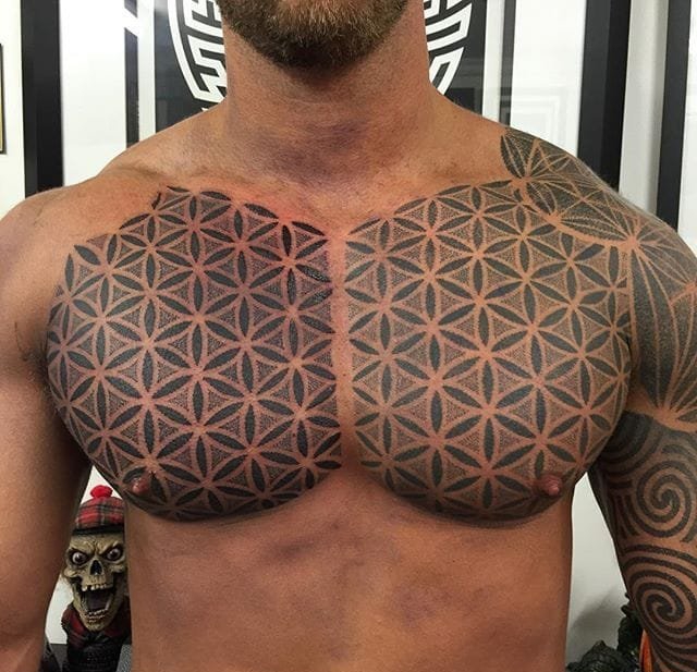 大面积密集几何图形纹身图案来自百瑞普兰
