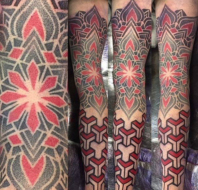 大面积密集几何图形纹身图案来自百瑞普兰
