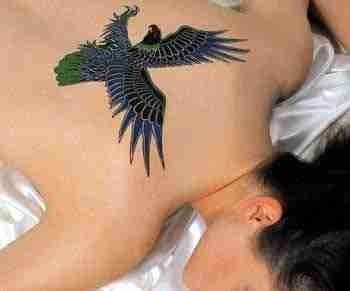 女性个性纹身图案