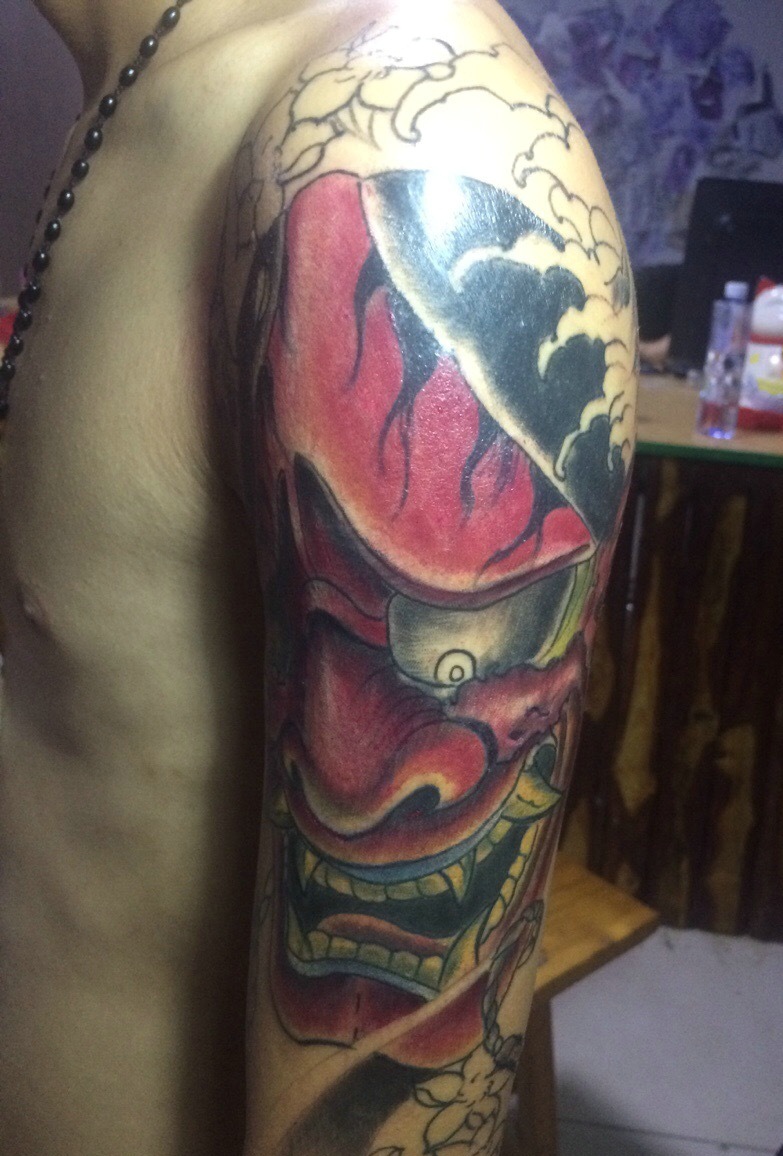 花臂老传统大红般若纹身图案