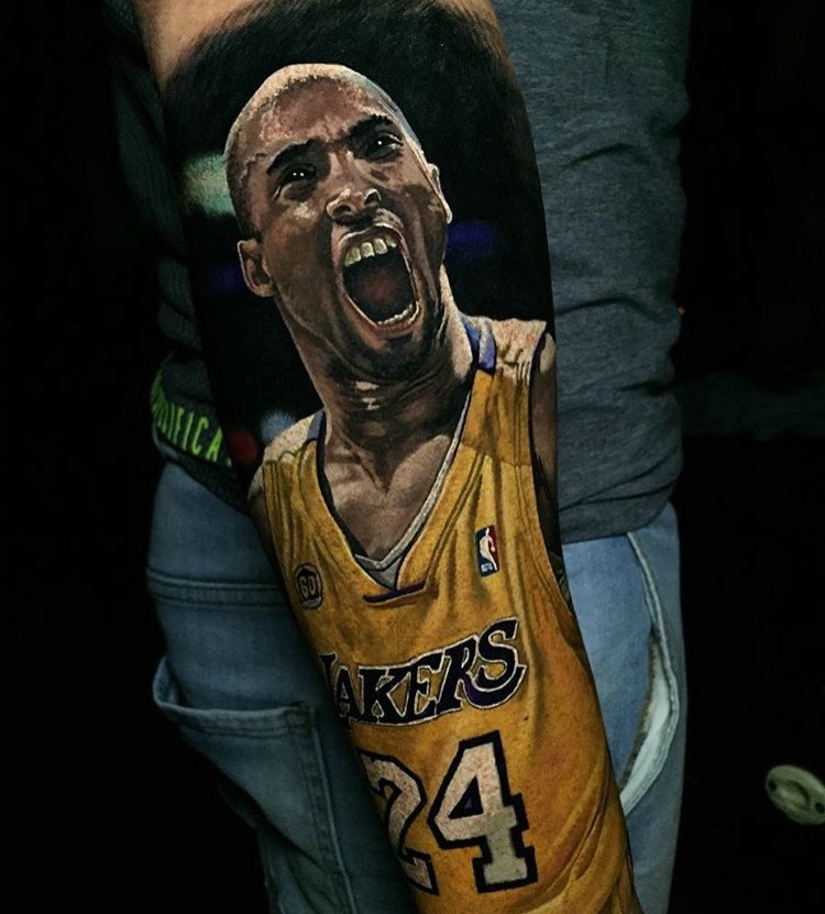 一组逼真的3d体育运动员纹身图案