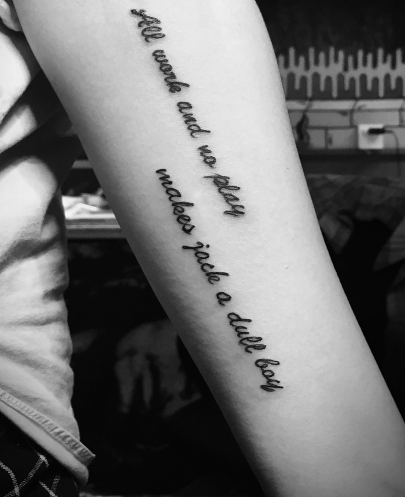小清新大气的手臂英文纹身图案