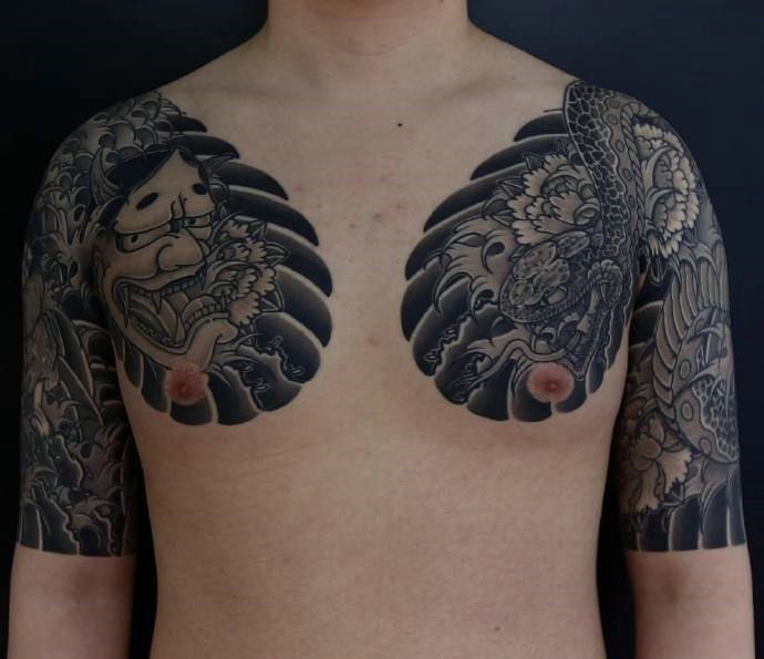 具有男人味的两款双半甲纹身图案