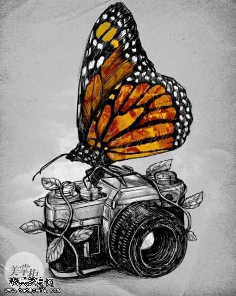 手稿相机蝴蝶纹身图案