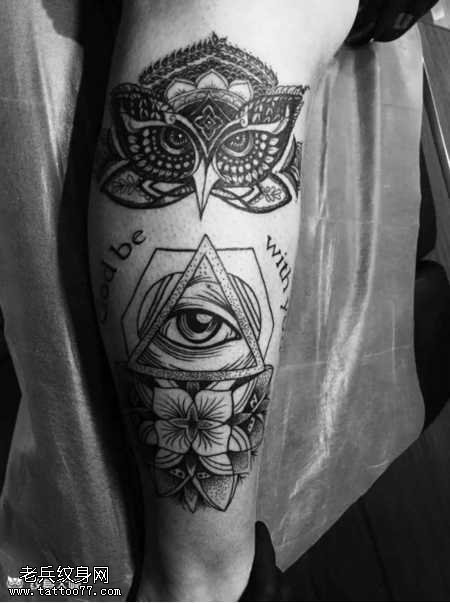腿部全视之眼纹身图案