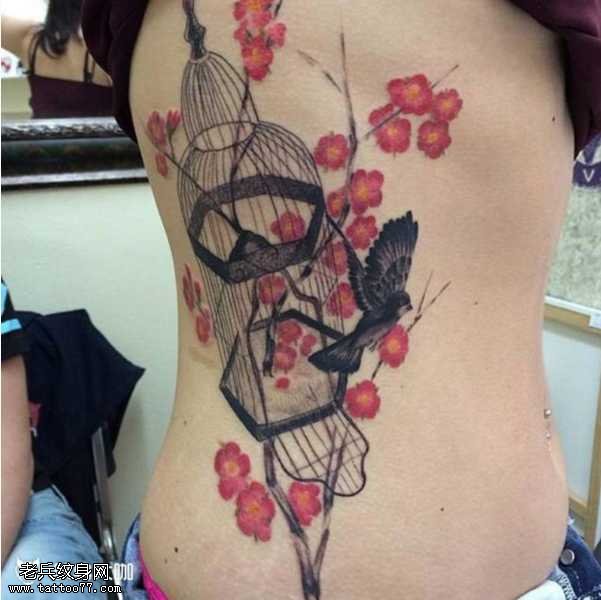 腰部鸟笼纹身图案