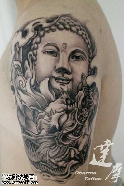 胳膊佛祖纹身图案