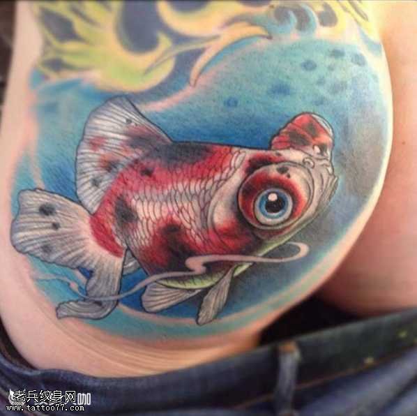 腰部小金鱼纹身图案
