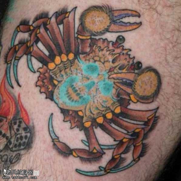腿部螃蟹骷髅纹身图案