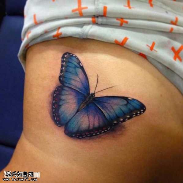 腰部蝴蝶纹身图案