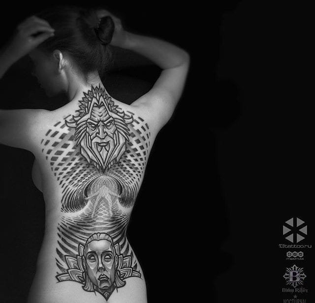 令人印象深刻的大面积纹身图案作品来自马克西姆