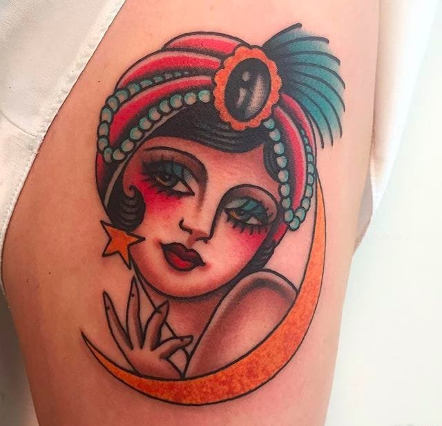 漂亮的传统风格女孩纹身图案来自贾克琳