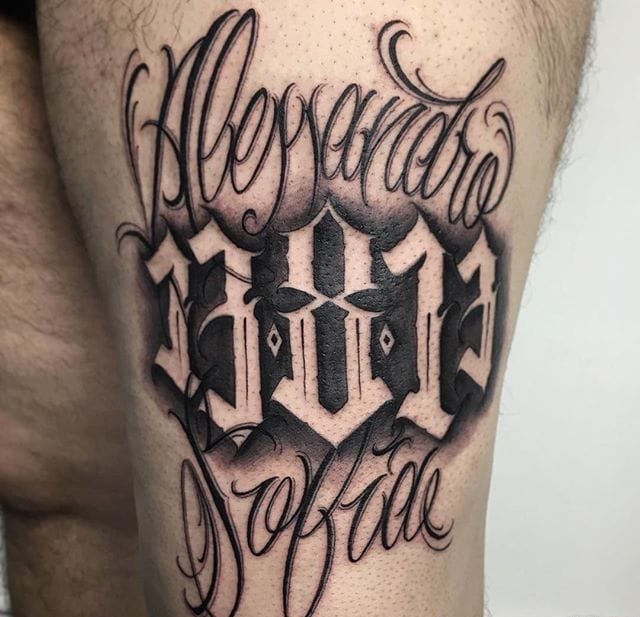 引人注目的黑色字体纹身图案来自加布里