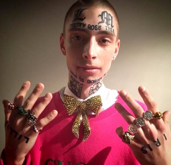 欧美时装周上时尚的模特和他们身上漂亮的纹身图案+++男,时尚,欧美,女