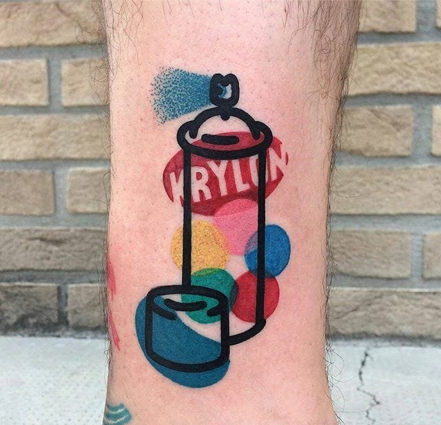 手臂上创意彩色喷绘瓶纹身图案来自安德鲁·史密斯