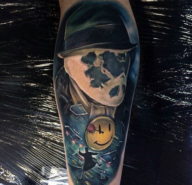 黑色恐怖的鬼面纹身图案来自马努克鲁兹