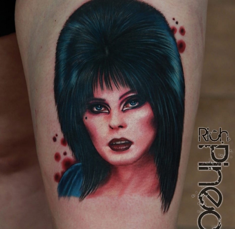 手臂上恐怖的僵尸新娘纹身图案来自叶尔万德·阿科波夫