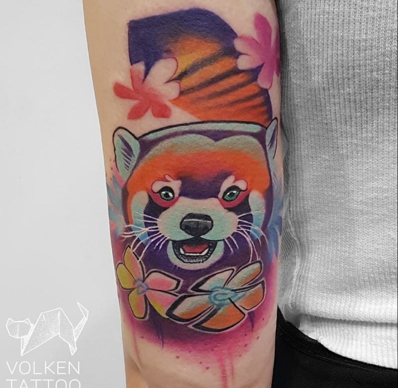 手臂上水彩泼墨唯美纹身图案来自沃肯