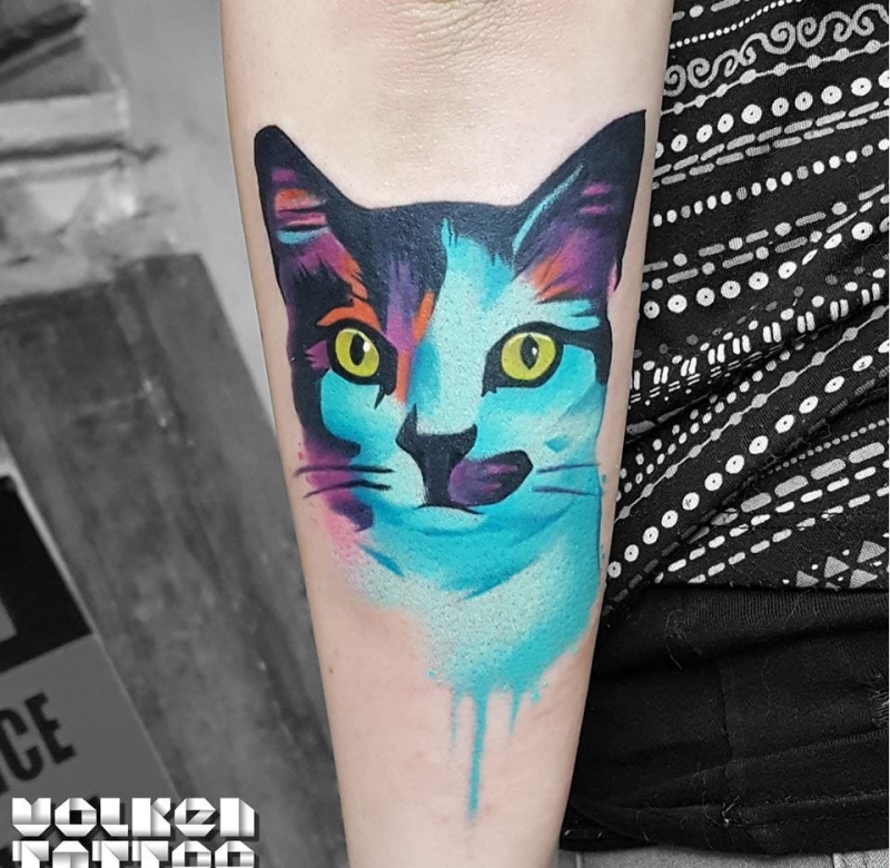 手臂上水彩泼墨唯美纹身图案来自沃肯