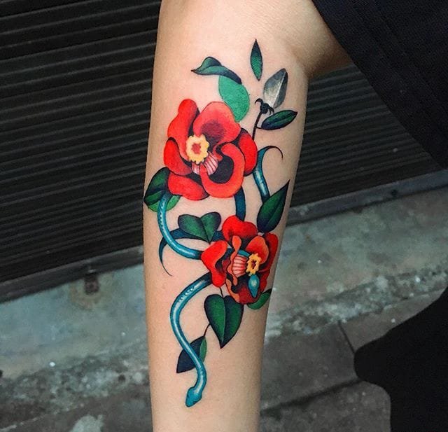 甜美小清新女生花卉纹身图案