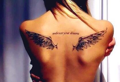 唯美清新羽毛天使翅膀纹身图案