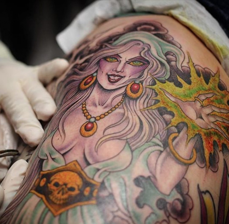 优秀的传统彩色纹身图案作品来自瓦莱丽