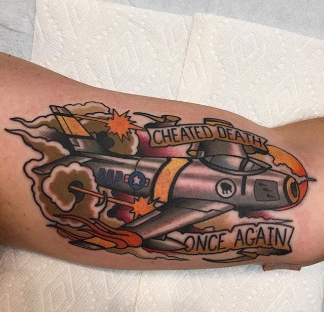 迷人的新传统风格纹身图案来自詹姆斯