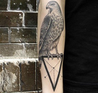 精致的黑灰色3D几何图形动物纹身图案