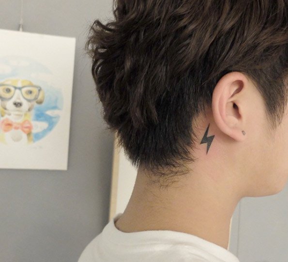 30款女生耳后根漂亮的小清新纹身图案