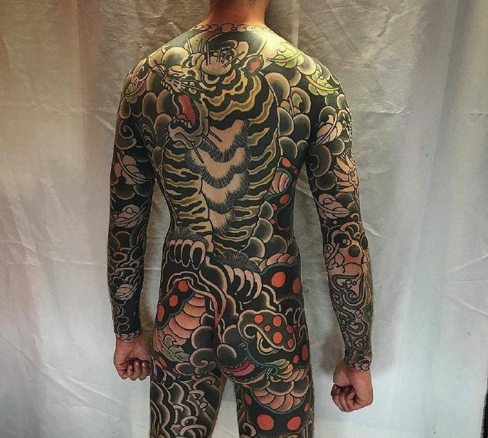 一组日式彩色满背图腾纹身图案