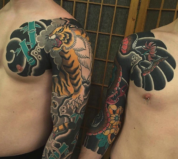 超级霸气有魅力的半甲纹身图案