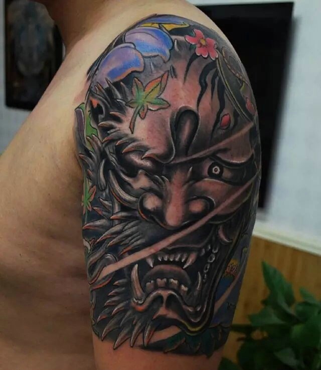 大臂传统般若纹身图案经典十足