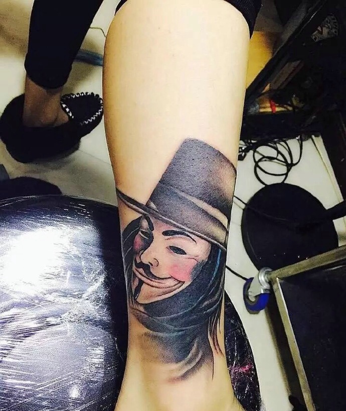 腿部个性男巫纹身图案超级霸气