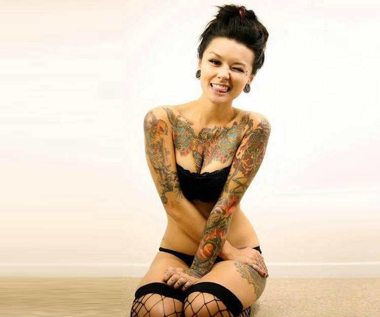 欧美性感纹身女性多图欣赏