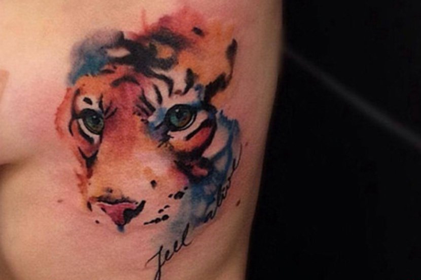 很帅气很凶猛的老虎纹身图案